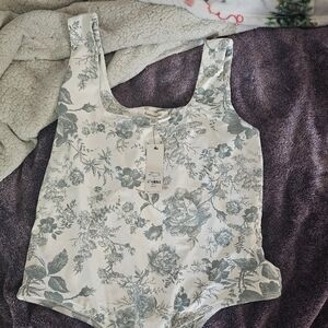 Francesca's Collections White and Gray Floral Bodysuit XL